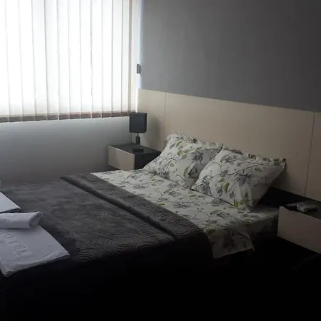 S&s Milicevic U Strogom Centru Aleksandrovca Aleksandrovac