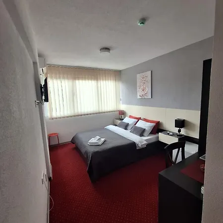 S&s Milicevic U Strogom Centru Aleksandrovca Aleksandrovac