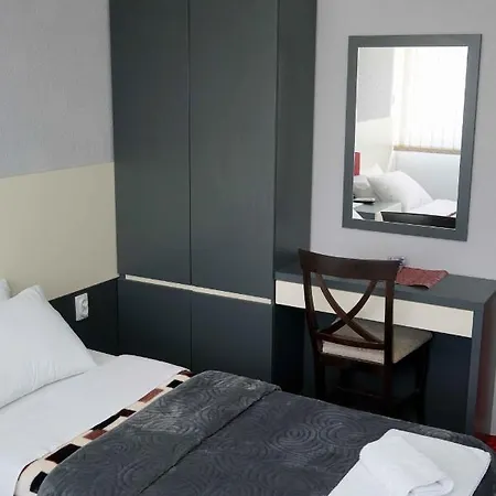 S&s Milicevic U Strogom Centru Aleksandrovca Daire Aleksandrovac