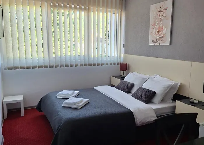 Apartament S&s Milicevic U Strogom Centru Aleksandrovca