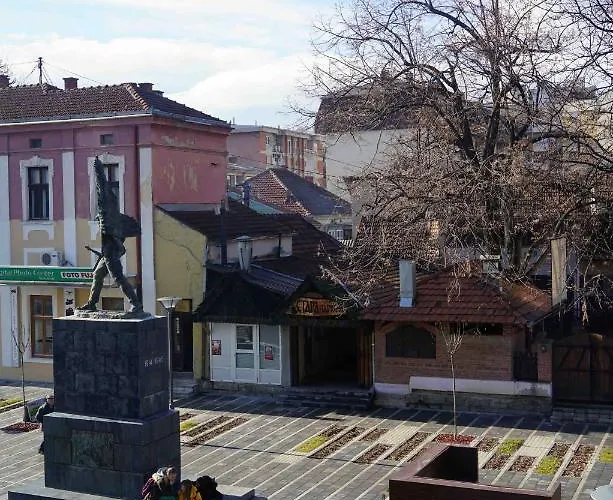 S&s Milicevic U Strogom Centru Aleksandrovca * Aleksandrovac